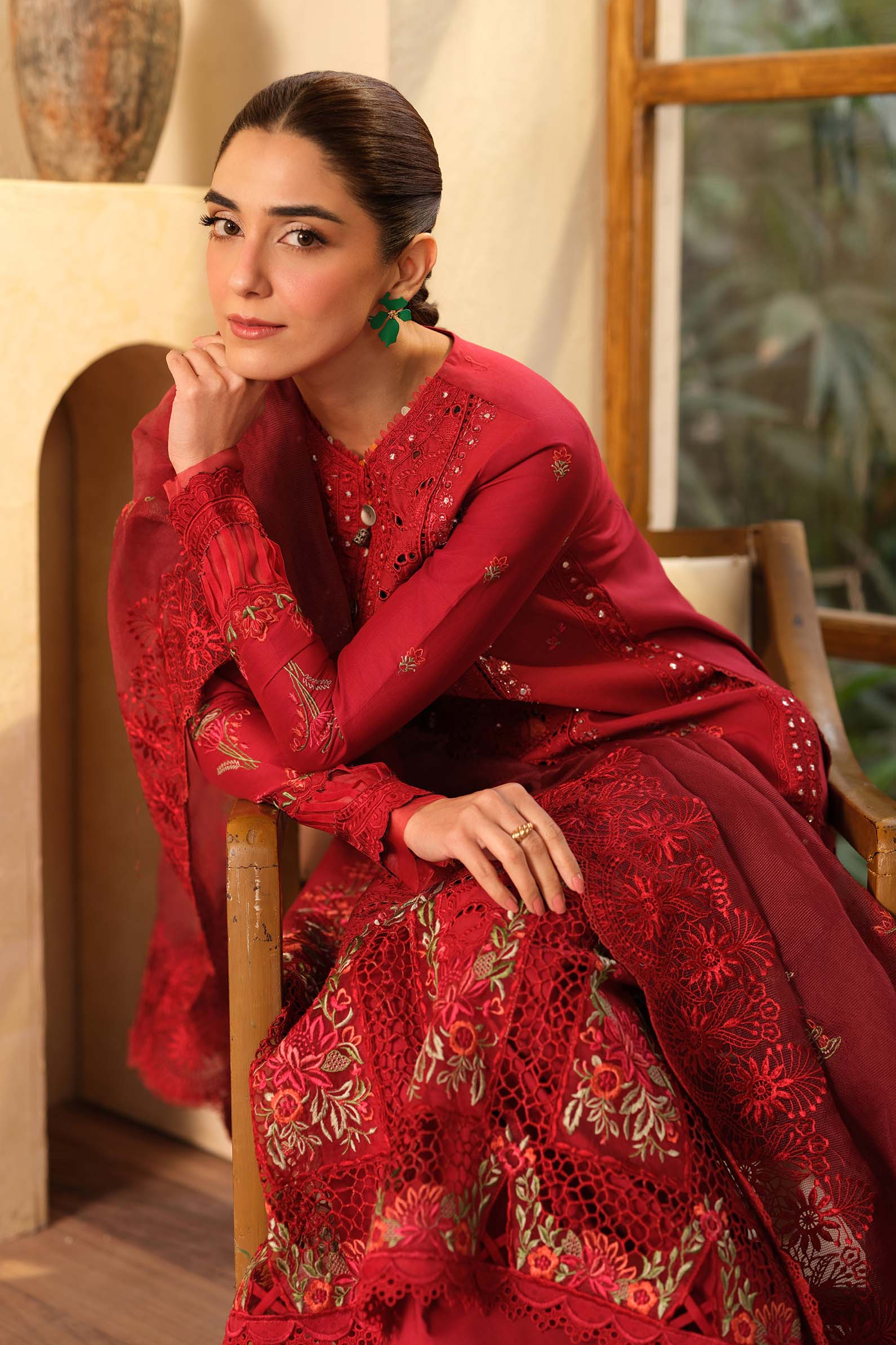 MARYAM HUSSAIN Luxury Lawn Un Stitched Collection 2025 3 Piece Berry